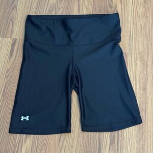 Under Armour Black Athletic Shorts Performance Fit